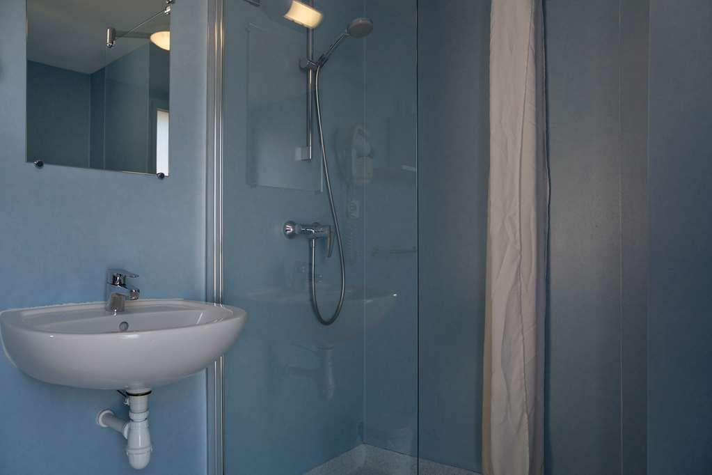 The Originals Access, Hotel Cholet Gare Room photo