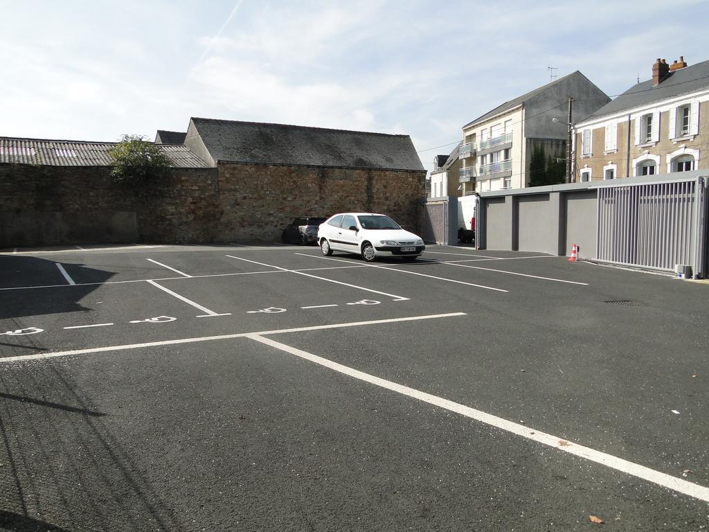 The Originals Access, Hotel Cholet Gare Exterior photo